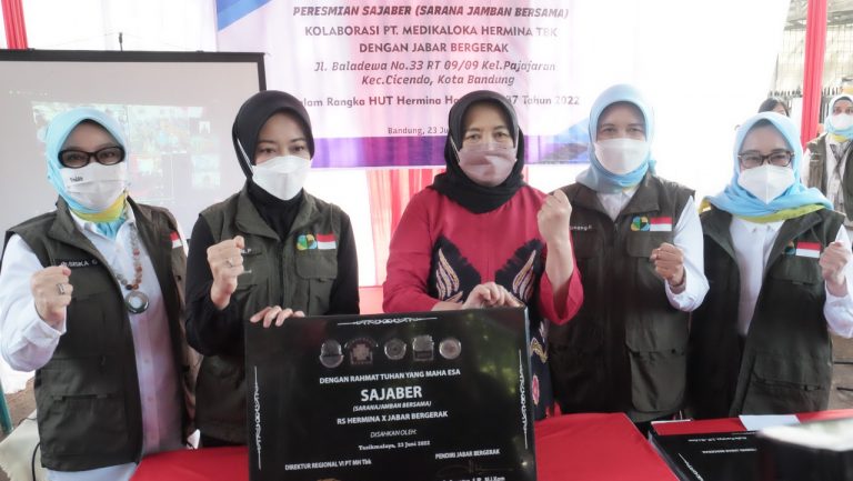 Atalia Pendiri Jabar Bergerak Resmikan MCK Untuk Masyarakat di 3 Lokasi Sekaligus 