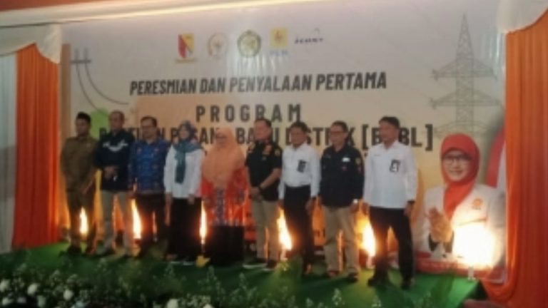Peresmian dan penyalaan pertama Program BPBL di Provinsi Jawa barat