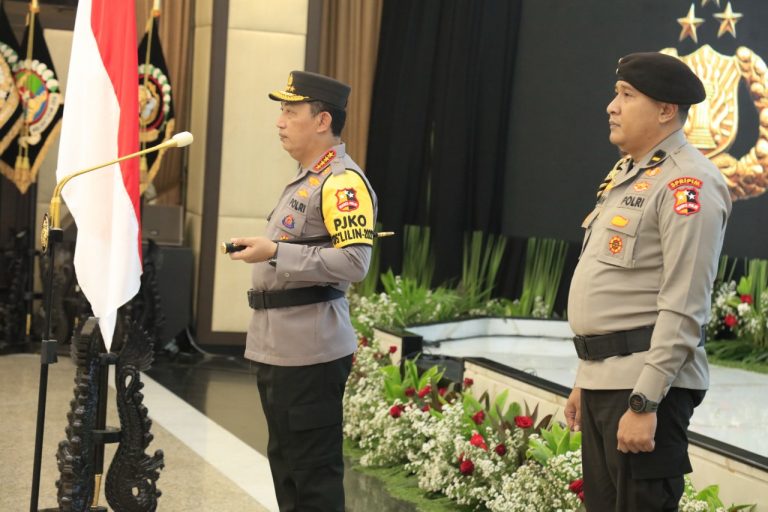 Polri Gelar Upacara Korps Raport ke 42 Pati dan 121 Pamen