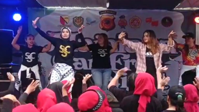 Komunitas SSC Meriahkan Majalaya Car Free Night Dengan Senam Sehat dan Gembira