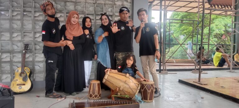 Yayasan seni Budaya Pasundan Kiwari Menggelar Latihan Rutin