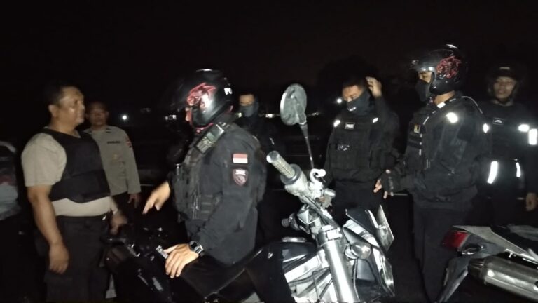 Tim Patroli Reaksi Cepat Maung Galunggung Amankan Belasan Remaja Pelaku Tawuran