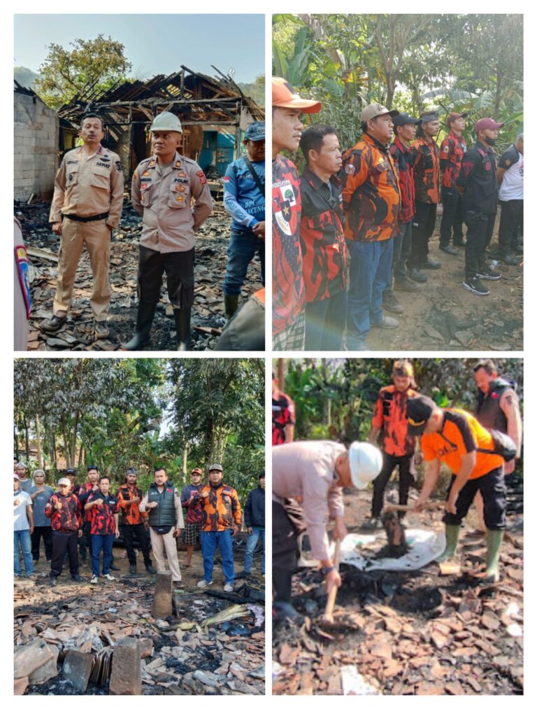 Polsek Cikancung Bersama Forkopimcam Kecamatan Cikancung Bersihkan Puing-puing Pasca Kebakaran