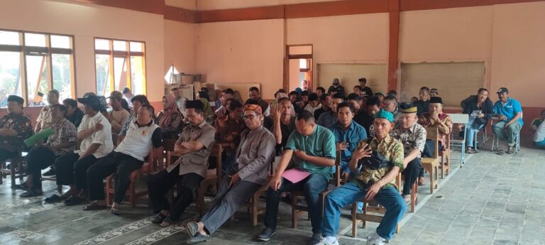 Tokoh Pemuda Kecamatan Pacet Mendukung Atas Putusan MK Tentang Persyaratan Capres/ Cawapres .