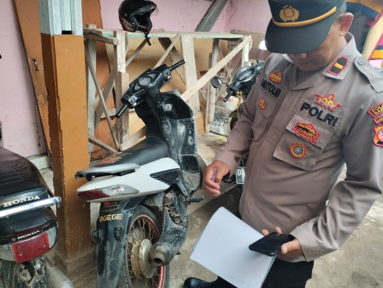 Kanit Patroli Polsek SolokanJeruk Berikan Himbauan Penggunaan Knalpot Bising Di SMPN 1 Solokanjeruk