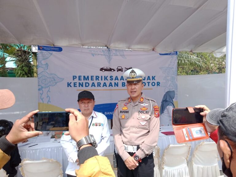 Pemeriksaan pajak kendaraan bermotor bekerjasama Bandung 1 Samsat Rancaekek