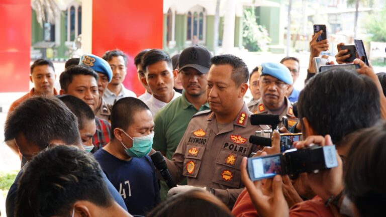 Promosikan Judi Online, Lima Tersangka Diamankan Polresta Bandung
