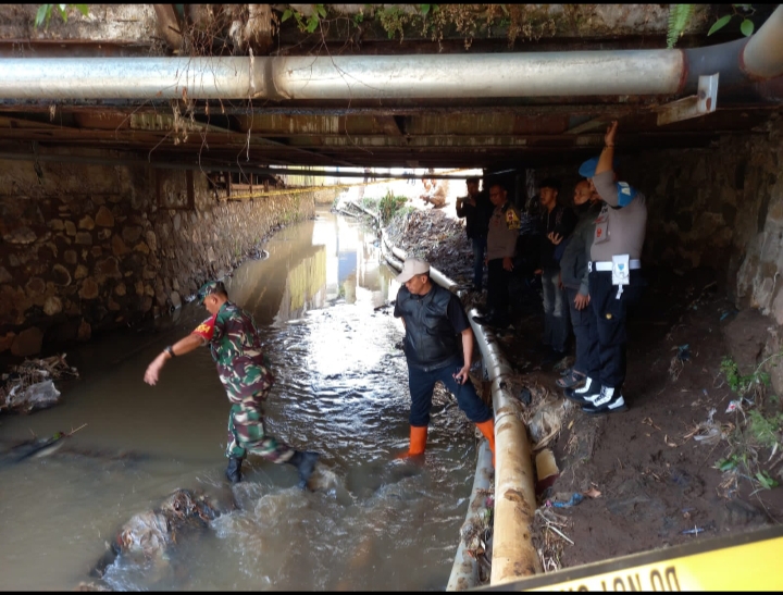 Geger Temuan Mayat Tanpa Identitas ditemukan di Sungai cipadaulun.