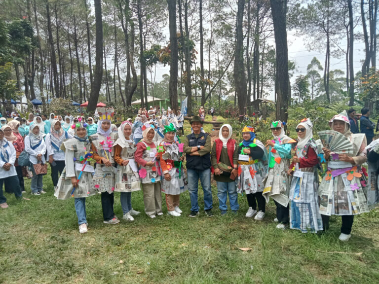 Ratusan Kader Posyandu Mengikuti Kegiatan Jambore Bersama Camat Ibun Agus Rustandi