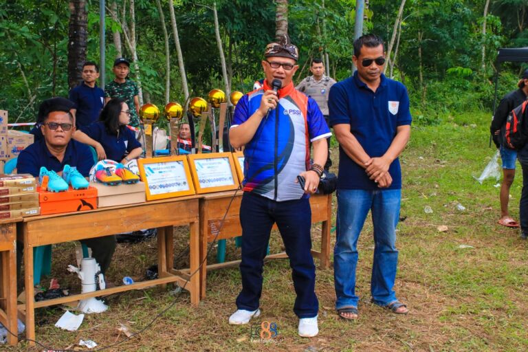 DALAM RANGKA ANNIVERSARY KE 4. DEPOK BANGKIT BERSATU MENYELENGGARAKAN TOURNAMENT SEPAK BOLA
