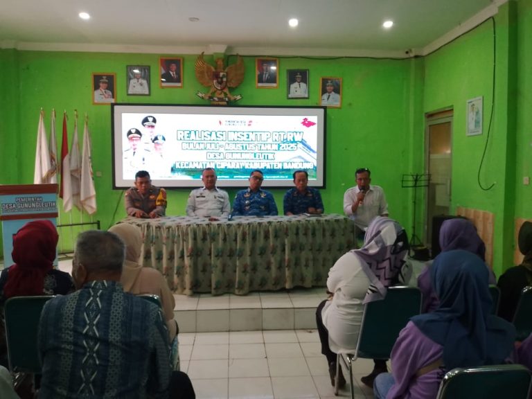 Pemerintah Desa Gunungleutik Realisasikan Insentif RT dan RW Tahap II Tahun 2025