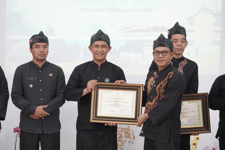 Kang DS: Masyarakat Merindukan Keterbukaan Informasi dari Pemerintah
