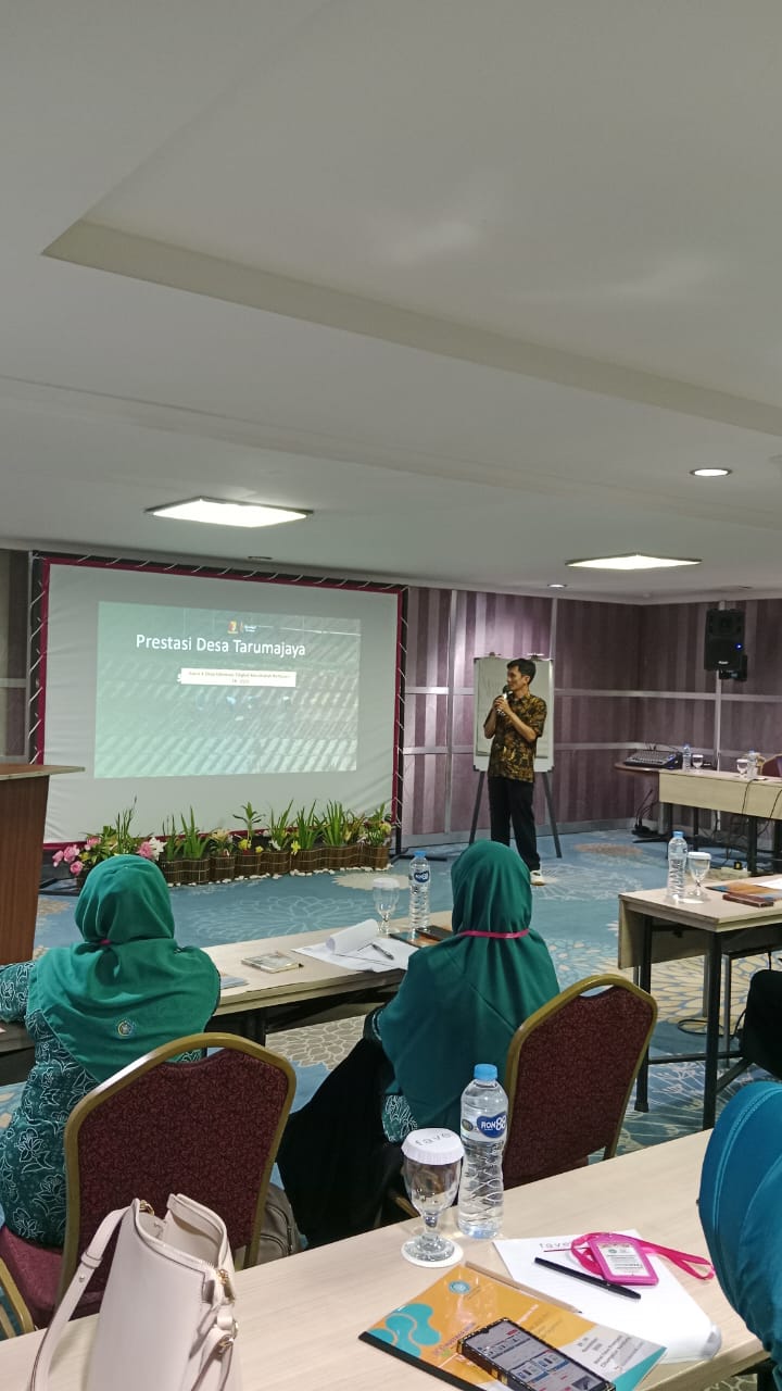 TP-PKK Kabupaten Sukamara Gelar Studi Banding Pada TP PKK Desa Tarumajaya dalam Penguatan Gelari Pelangi 2025 di Kota Bandung