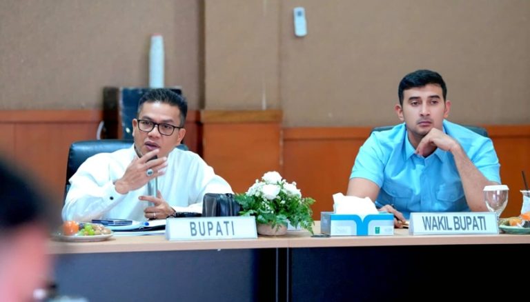 Viral Jalan Kabupaten Masih Berupa Tanah, Bupati Bandung Tegur DPUTR